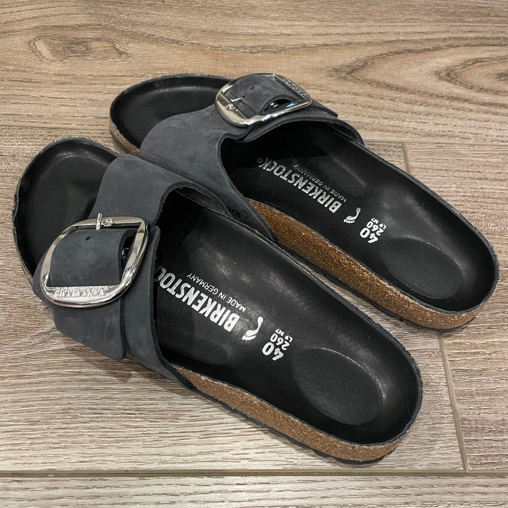 Birkenstock Madrid Big Buckle Size EU40 Navy